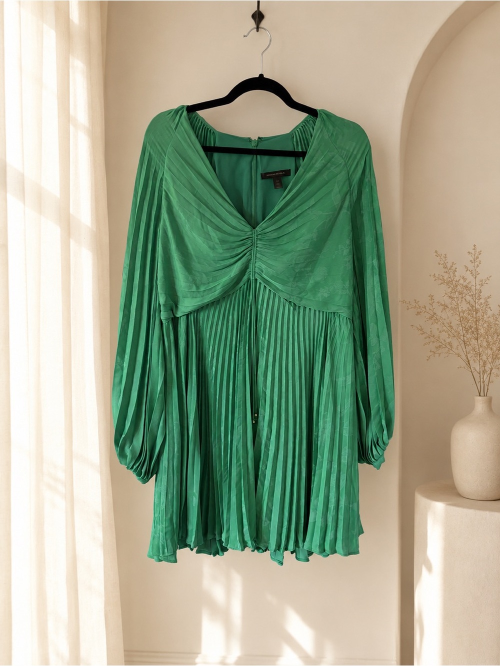Banana Republic Radiant Pleated Mini Dress Size 16 Cabana Green